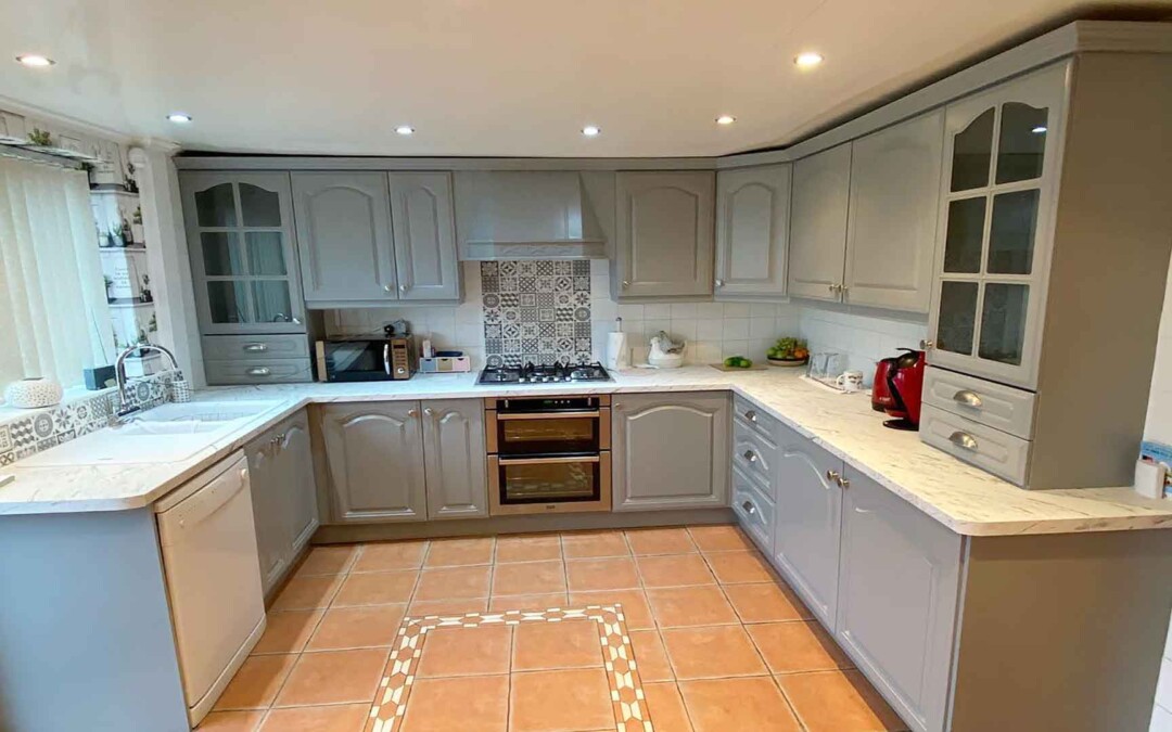 10 Reasons To Love Your Kitchen Respray